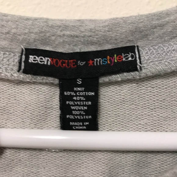 Macy's Blue Flower Sheer Sleeve Gray Sweater S - Picture 4 of 4